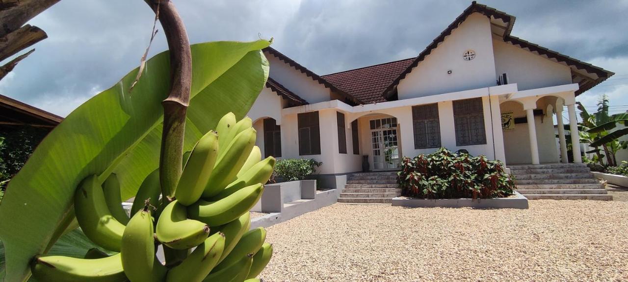 Garden Pearls Hotel นูงวี ภายนอก รูปภาพ